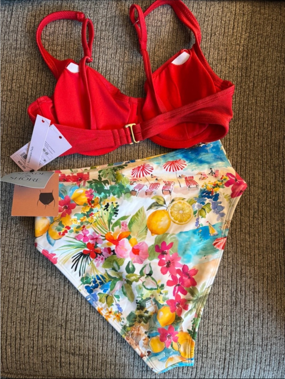 Tropical Bikini - Picture 3 of 3